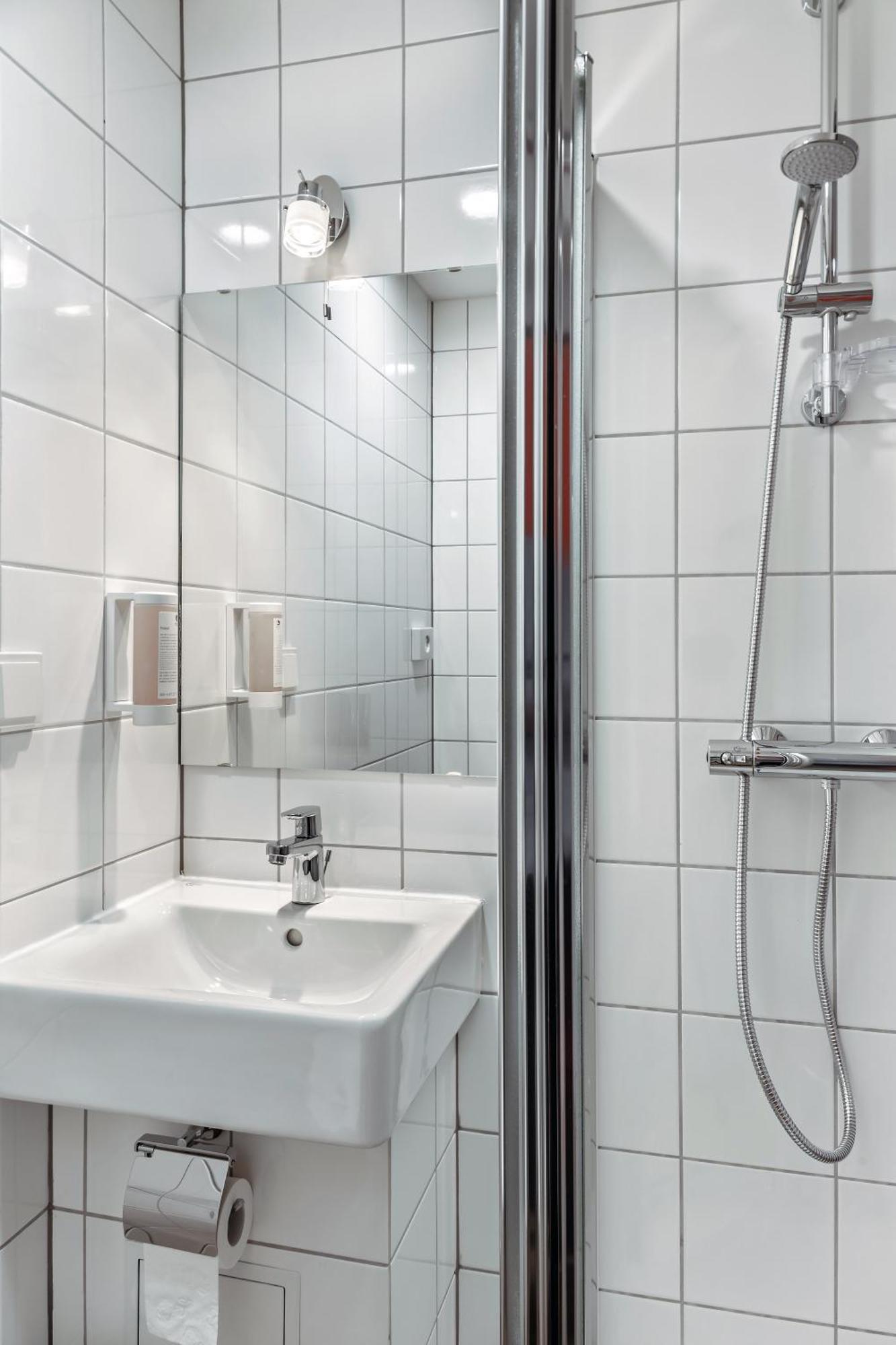 Augustus Hotel Bernkastel - Comfortable Budget Hotel Luaran gambar