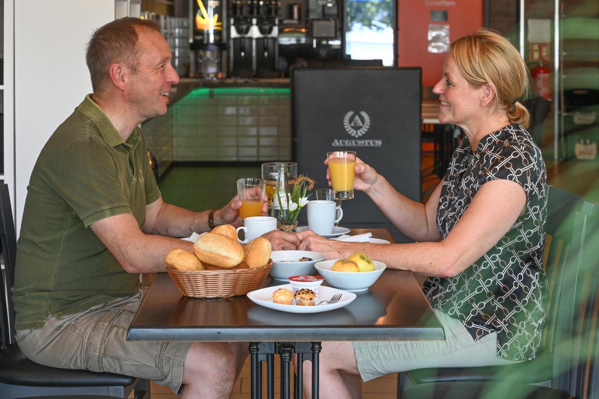 Augustus Hotel Bernkastel - Comfortable Budget Hotel Luaran gambar